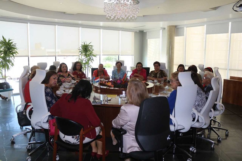 Forza Femenino Grace A Bishita Prome Minister