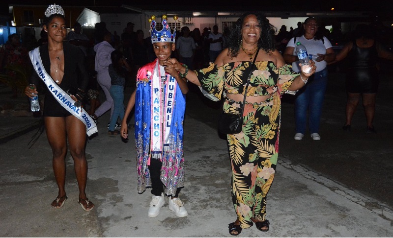 carnaval 4 min