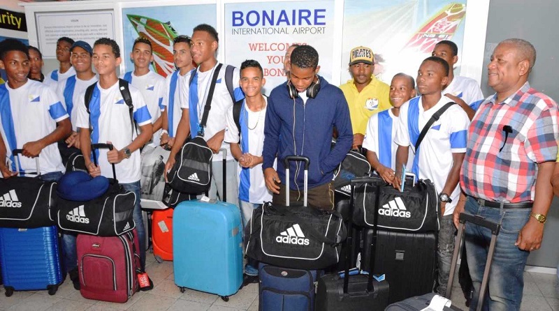 SELEKSHON U 15 NA DI TRES LUGÁ TORNEO DI CONCACAF 01