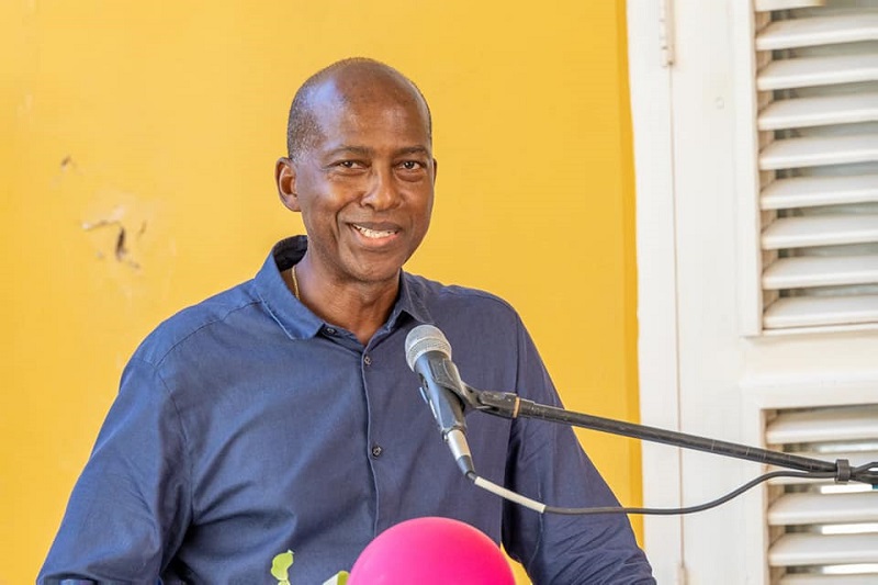 Sr. Raymond Felisie komo direktor suplente pa ROP 02
