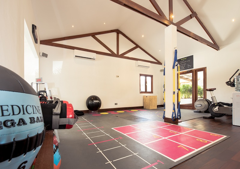 HI RES BAOASE PERSONAL HEALTH CLUB