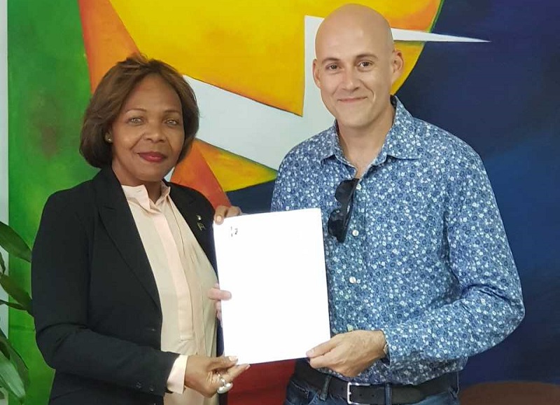 Randal Corsen ganadó di Premio Cola Debrot 2018 001