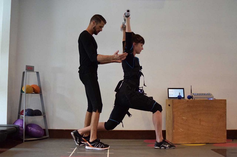 Baoase Personal Health Club introduceert EMS Electro Muscle Stimulation 001
