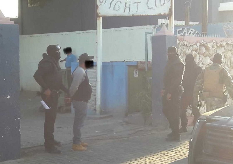 Akshon i detenshon den kaso di trafikashon di hende