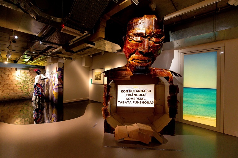 bhtentoonstellingKorsouCuracao25 min