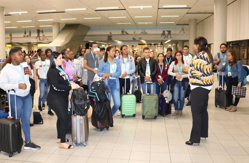 Groep Studenten goed aangekomen en opgevangen 01