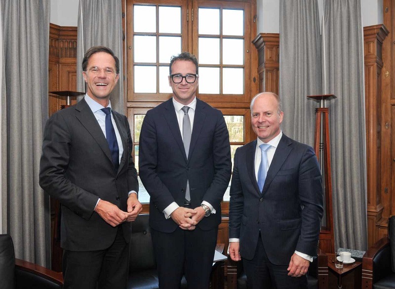 Minister Yrausquin bij nieuwe RMR